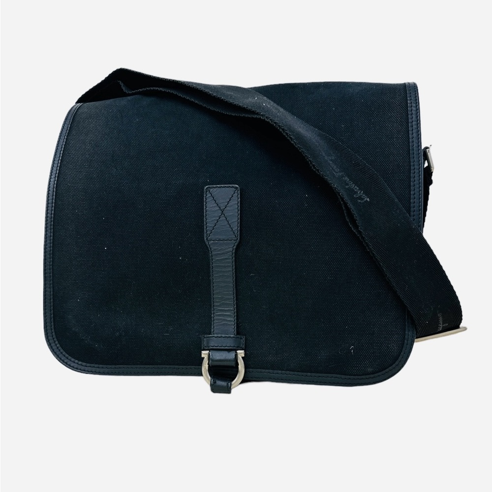 Salvatore ferragamo bag